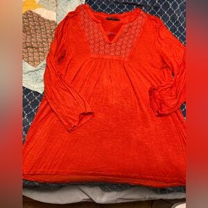 Sz Medium V-Neck Top